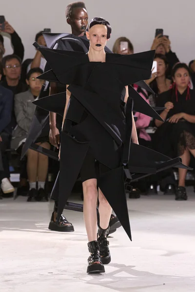 Look 2